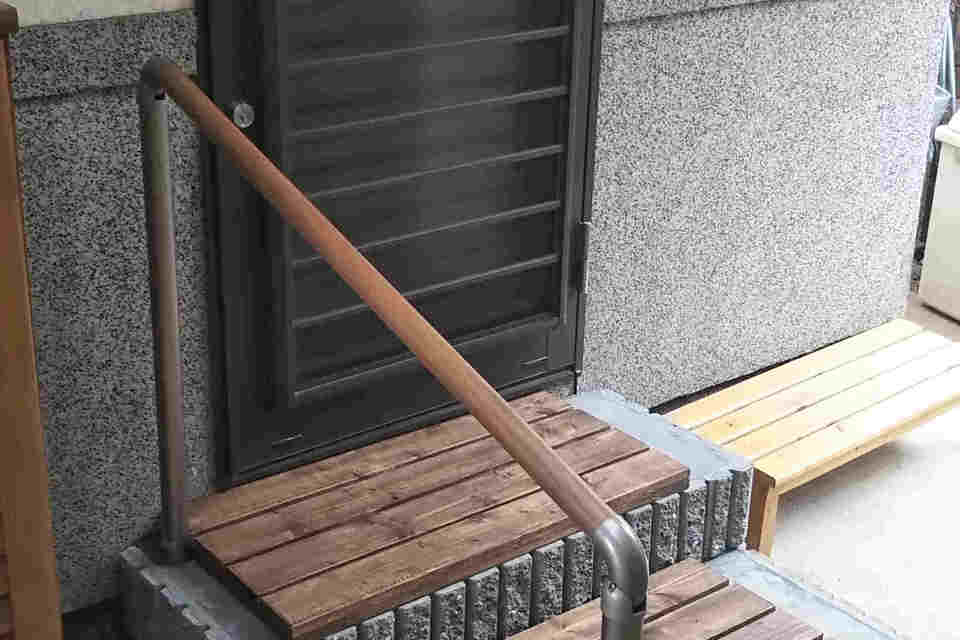 【住宅改修】段差解消・床材変更の画像