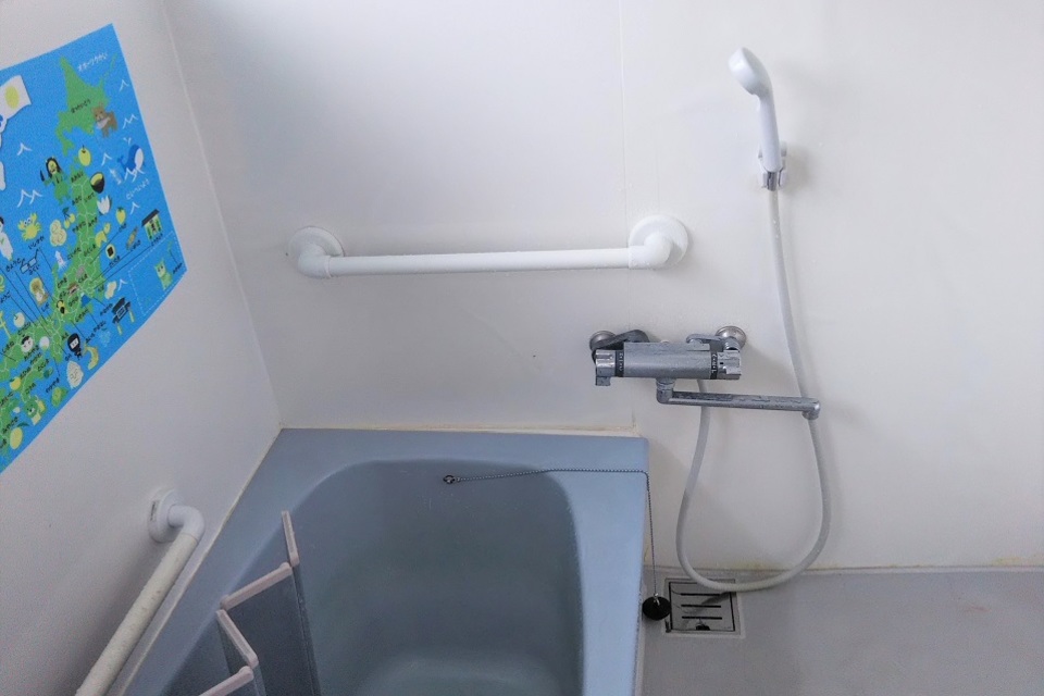 【住宅改修】浴室手すり取付の画像